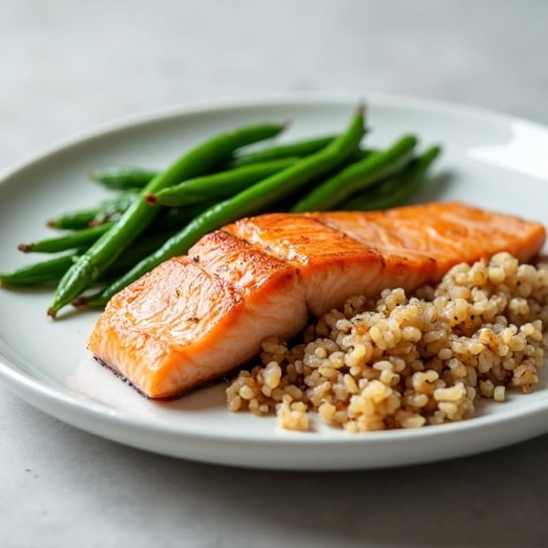 Seared Salmon with Steamed Green Beans and Brown Rice