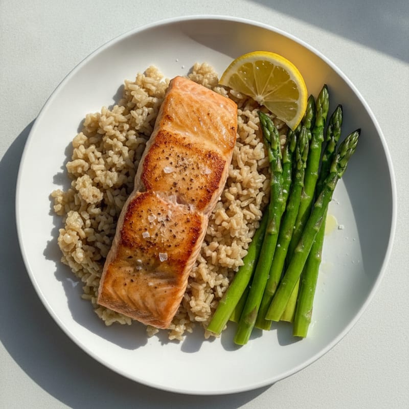 Seared Salmon Fillet with Steamed Asparagus and Brown Rice