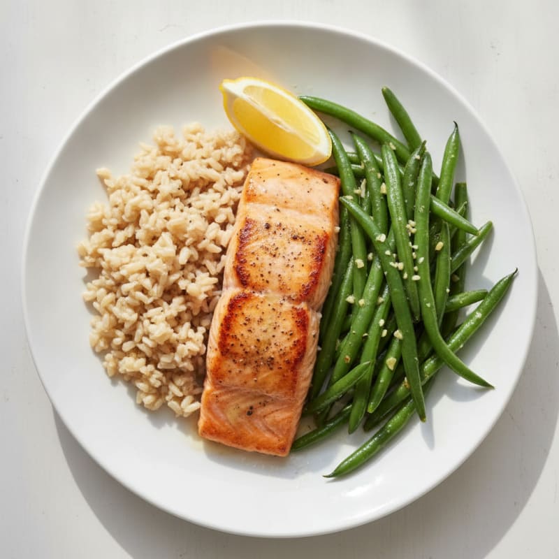 Seared Salmon Fillet with Garlic Green Beans and Brown Rice