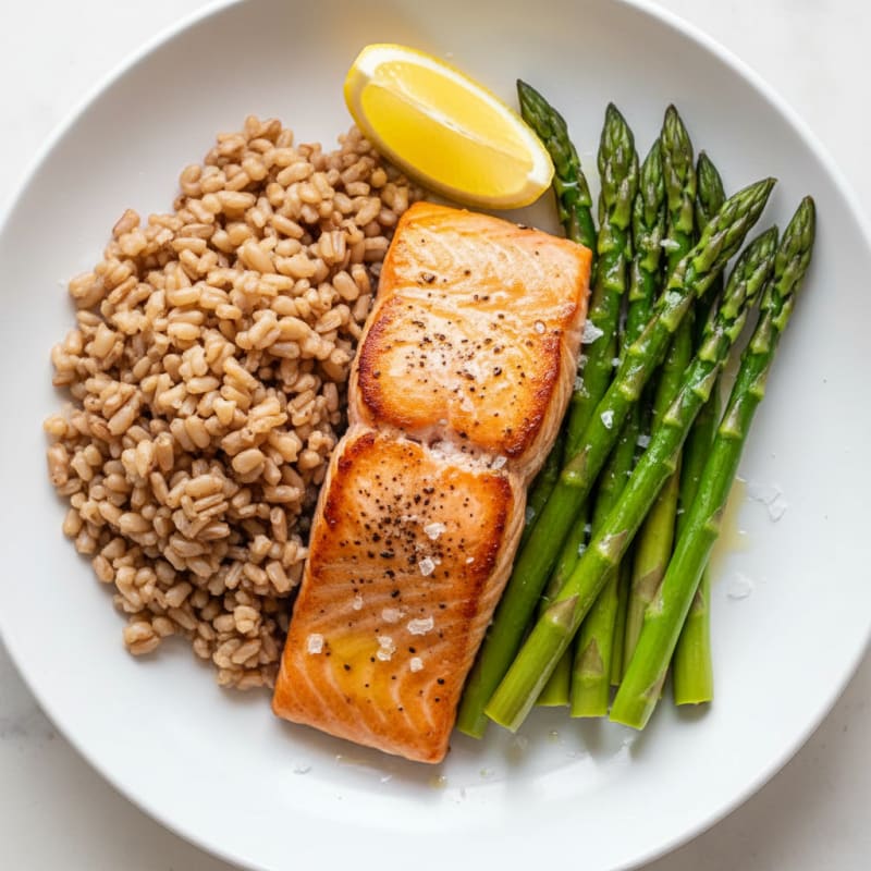 Seared Salmon with Steamed Asparagus and Brown Rice