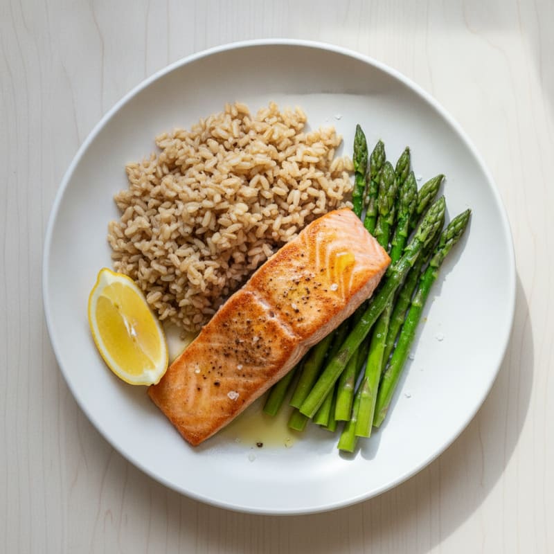Seared Salmon Fillet with Steamed Asparagus and Brown Rice