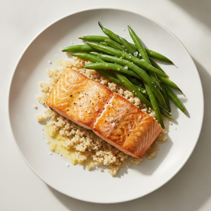 Seared Salmon with Steamed Green Beans and Quinoa