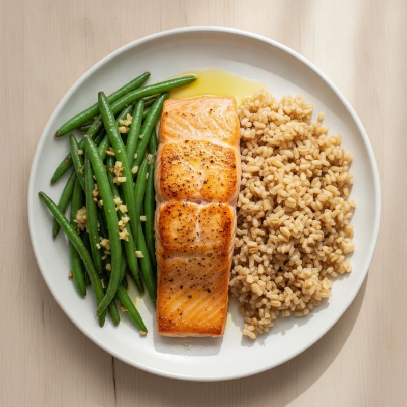 Seared Salmon Fillet with Garlic Green Beans and Brown Rice