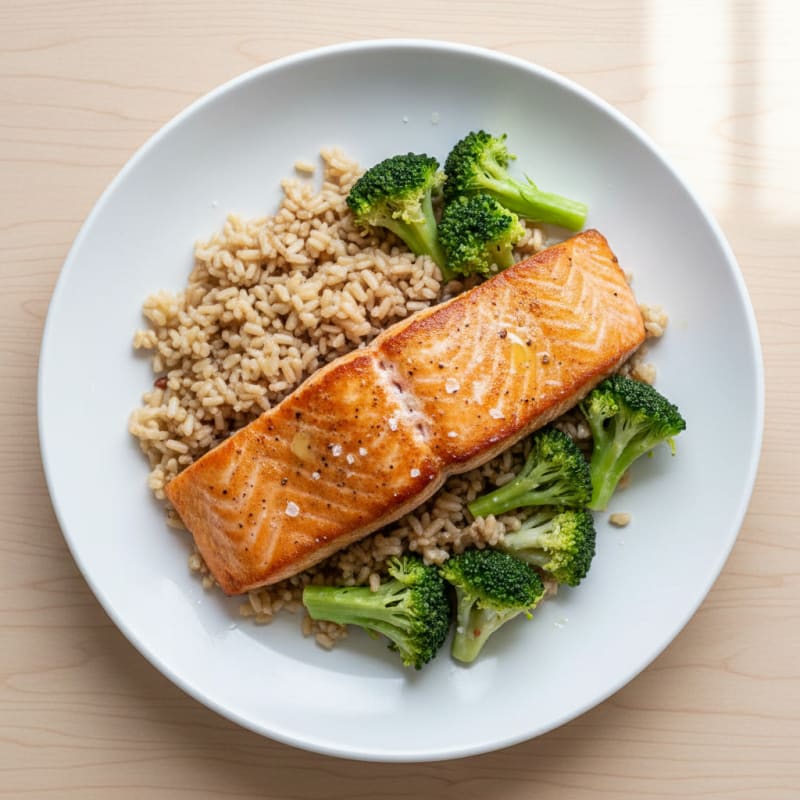 Seared Salmon with Steamed Broccoli and Brown Rice