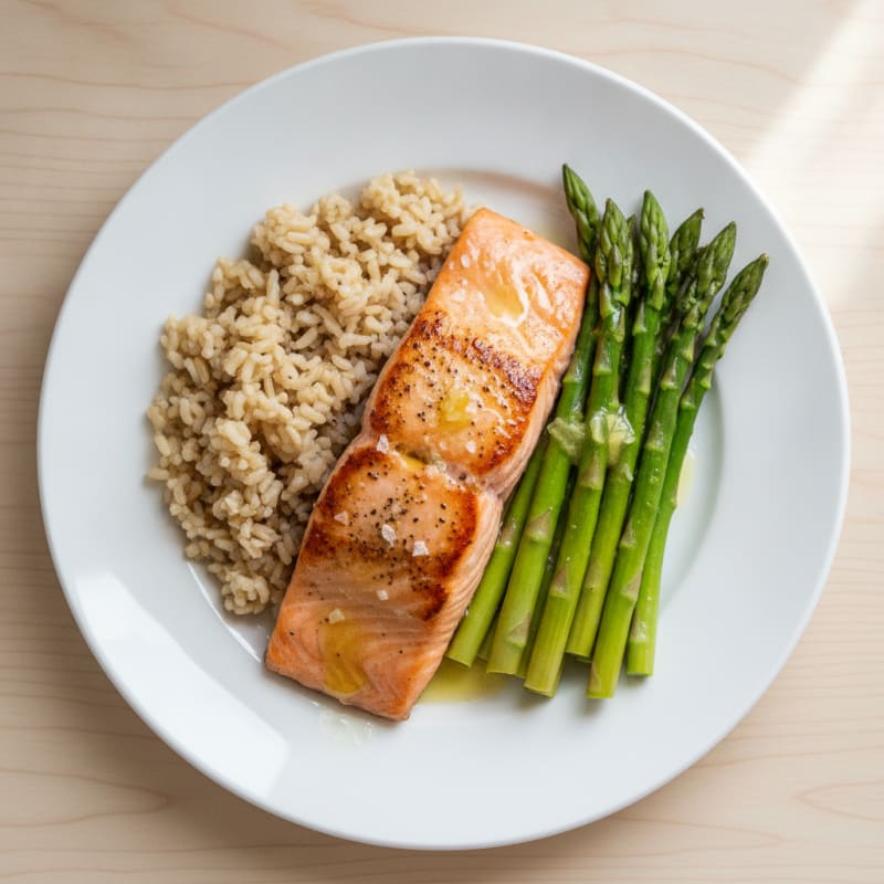 Seared Salmon Fillet with Steamed Asparagus and Brown Rice
