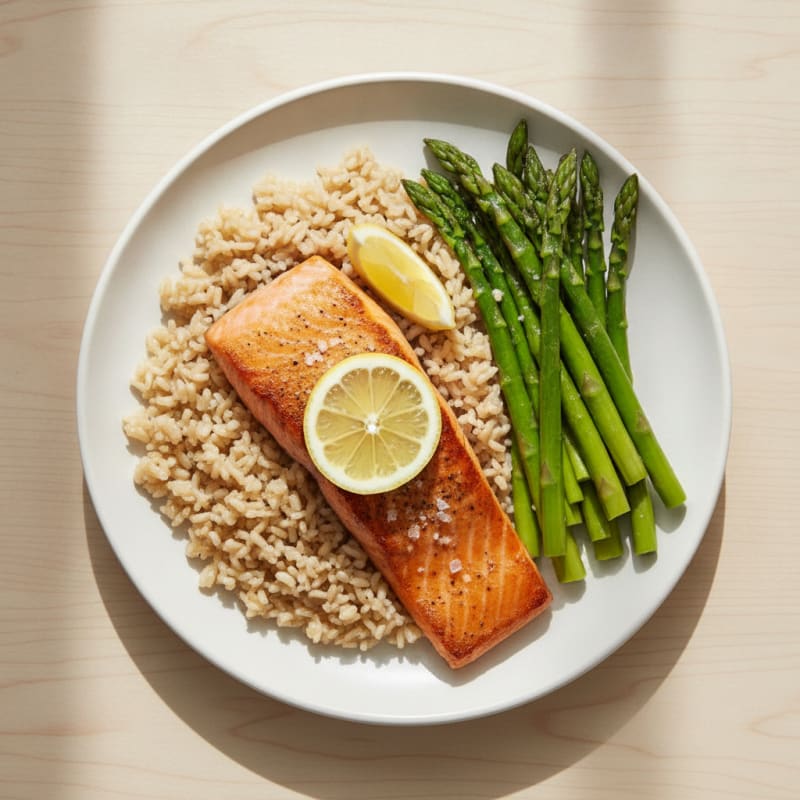 Seared Salmon Fillet with Steamed Asparagus and Brown Rice