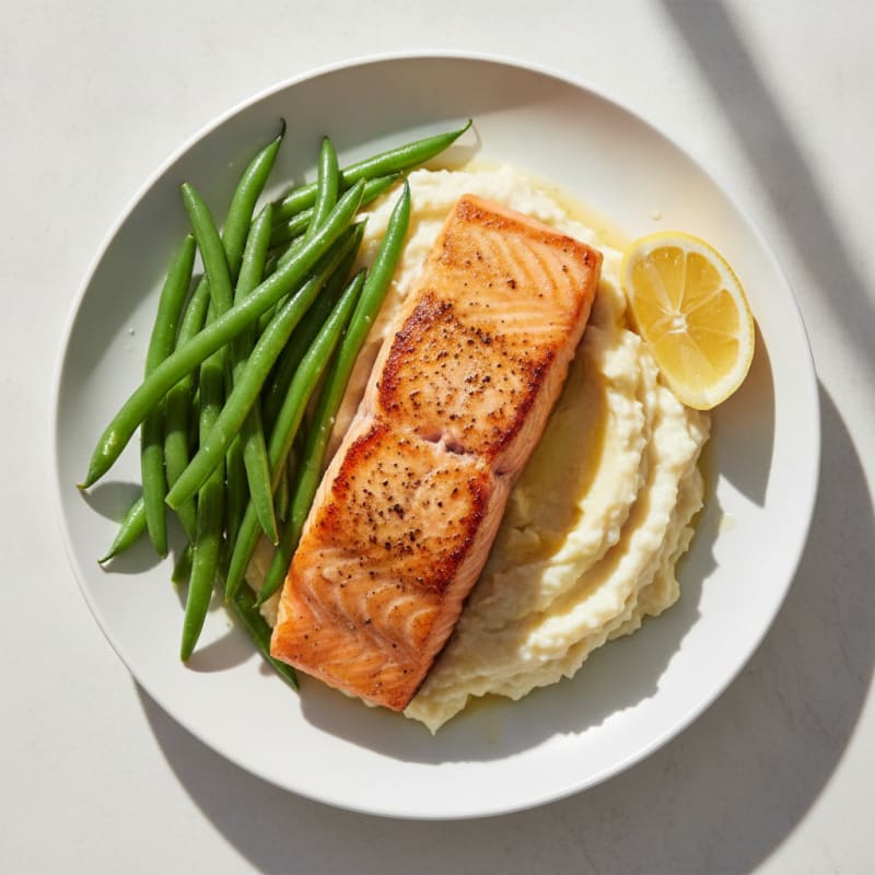 Seared Salmon with Steamed Green Beans and Cauliflower Mash