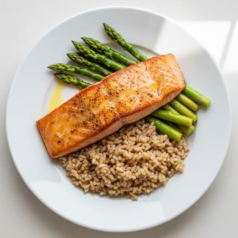 Seared Salmon Fillet with Steamed Asparagus and Brown Rice
