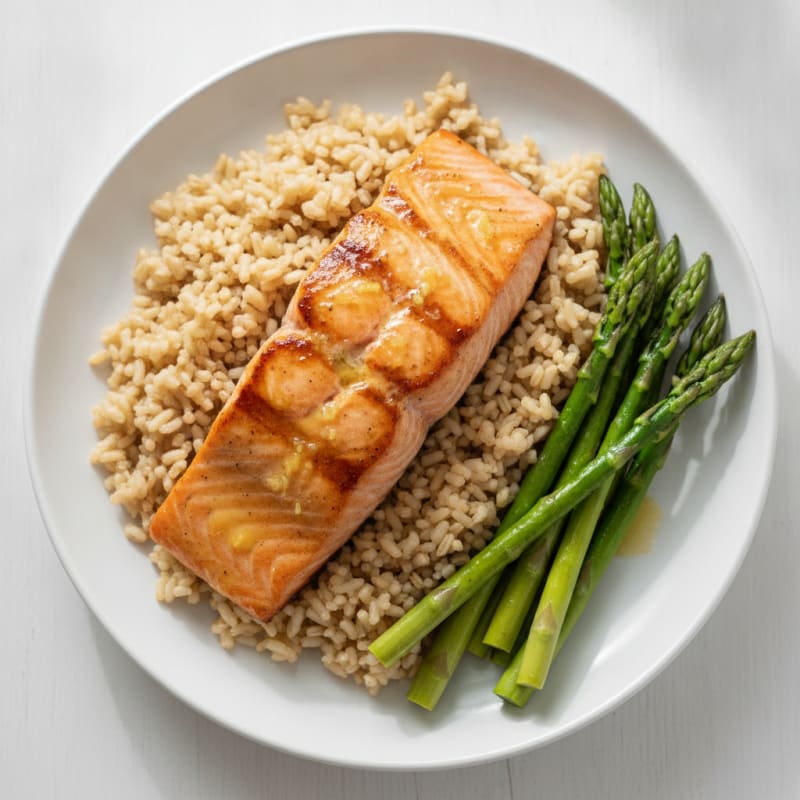 Seared Salmon Filet with Steamed Asparagus and Brown Rice
