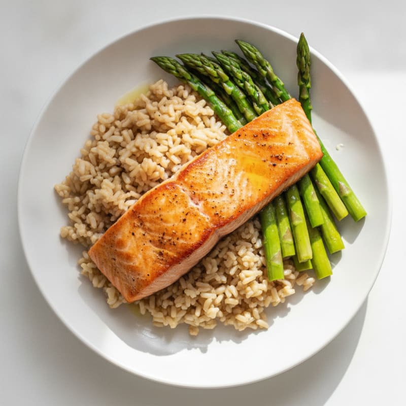 Seared Salmon Fillet with Steamed Asparagus and Brown Rice