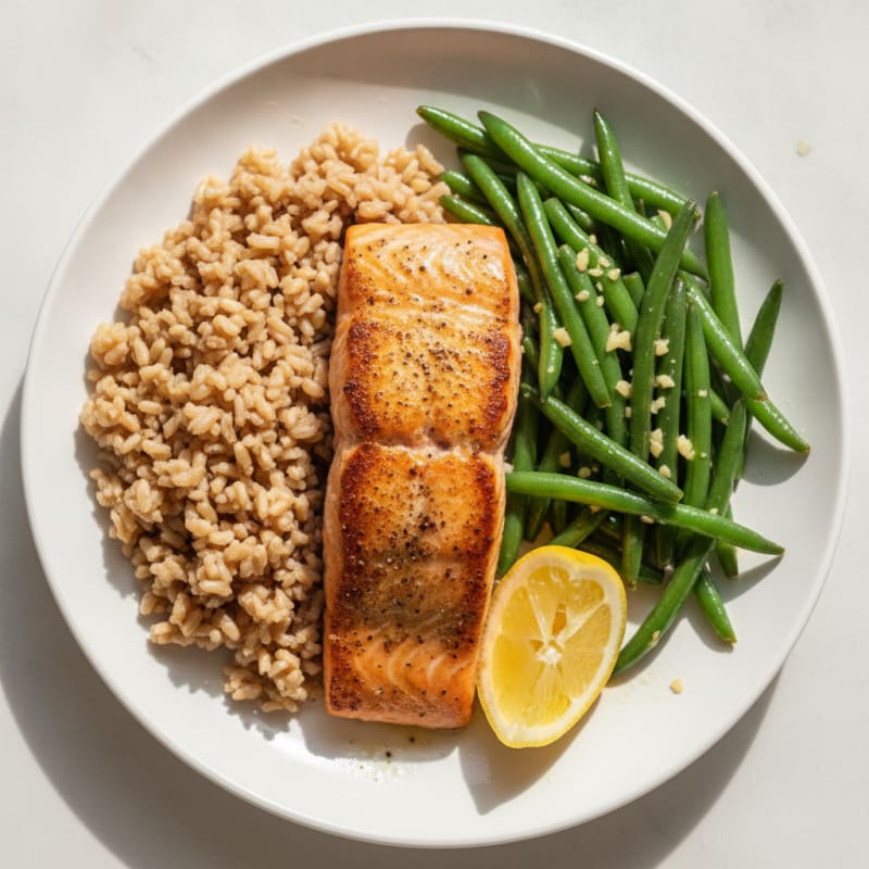 Seared Salmon Fillet with Garlic Green Beans and Brown Rice
