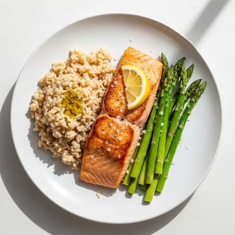 Seared Salmon Fillet with Steamed Asparagus and Brown Rice