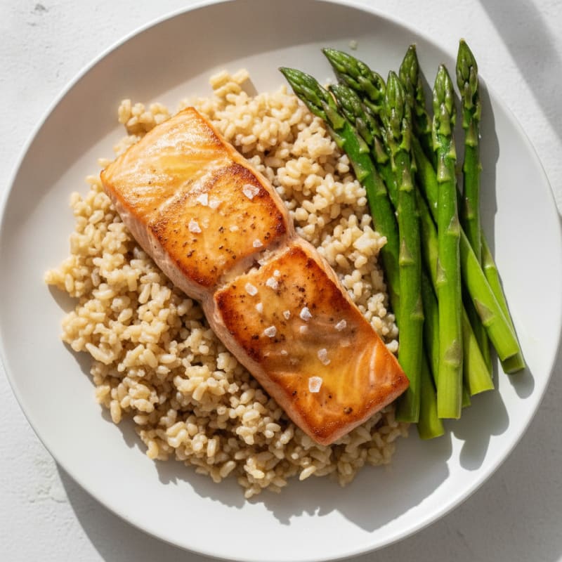 Seared Salmon Fillet with Steamed Asparagus and Brown Rice