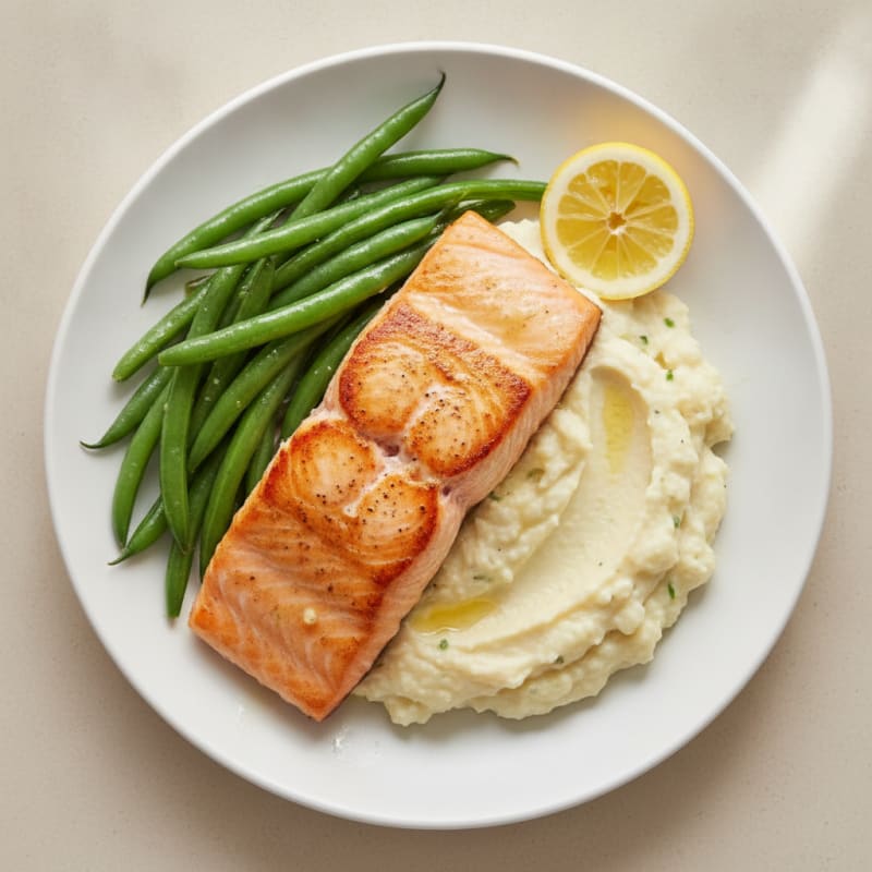 Seared Salmon with Steamed Green Beans and Cauliflower Mash