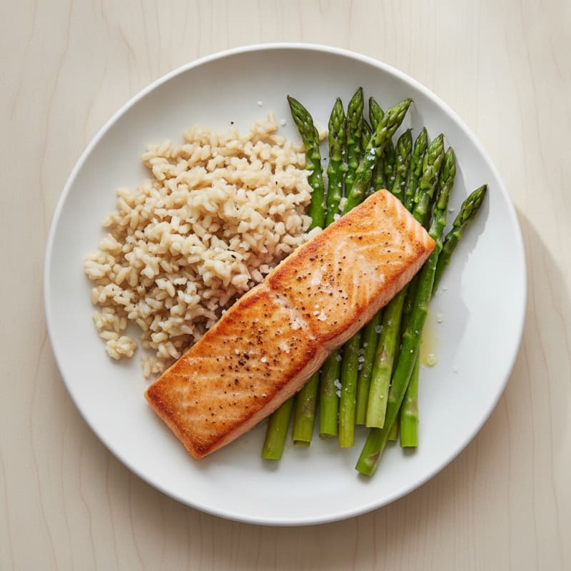 Seared Salmon Fillet with Steamed Asparagus and Brown Rice