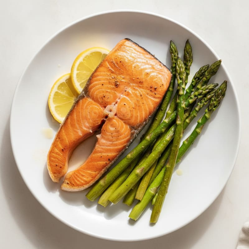 Seared Salmon Fillet with Roasted Asparagus