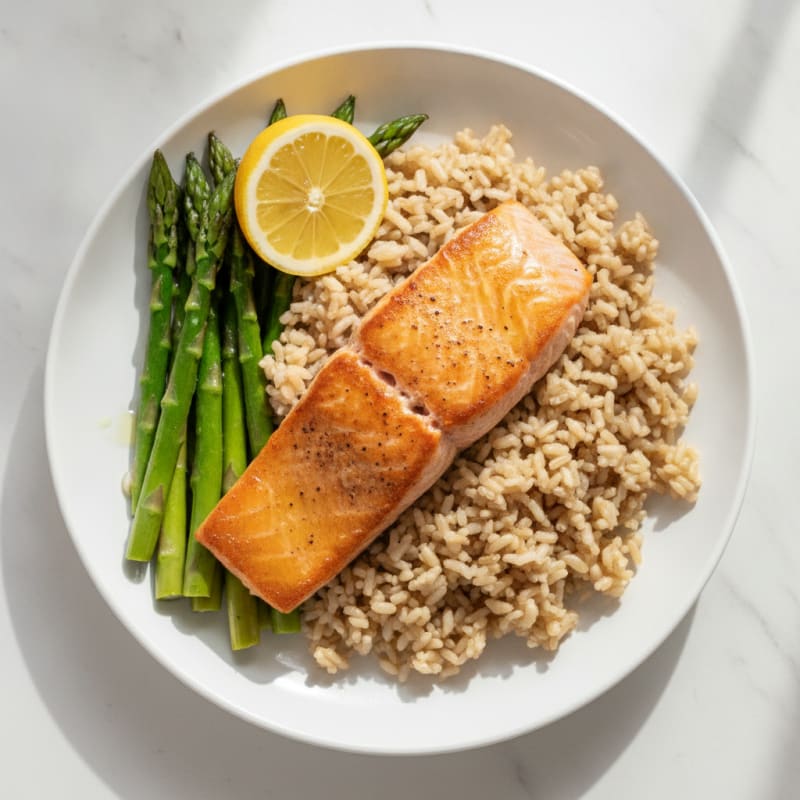 Seared Salmon Fillet with Steamed Asparagus and Brown Rice