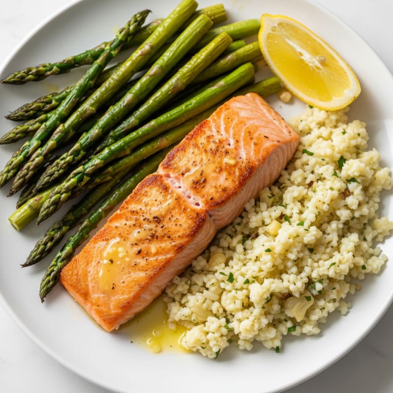 Seared Salmon Fillet with Roasted Asparagus and Cauliflower Rice