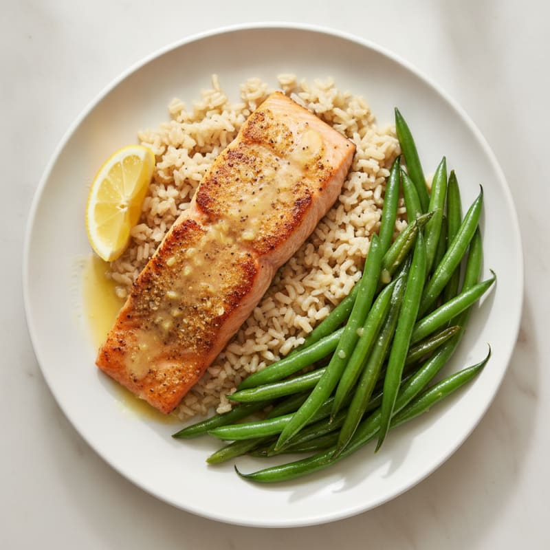 Seared Salmon Fillet with Steamed Green Beans and Brown Rice