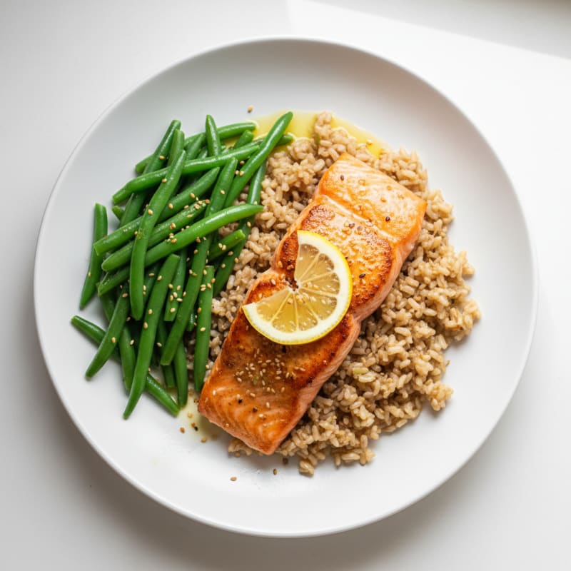 Seared Salmon Fillet with Steamed Green Beans and Brown Rice