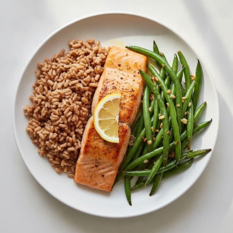 Seared Salmon Fillet with Garlic Green Beans and Brown Rice