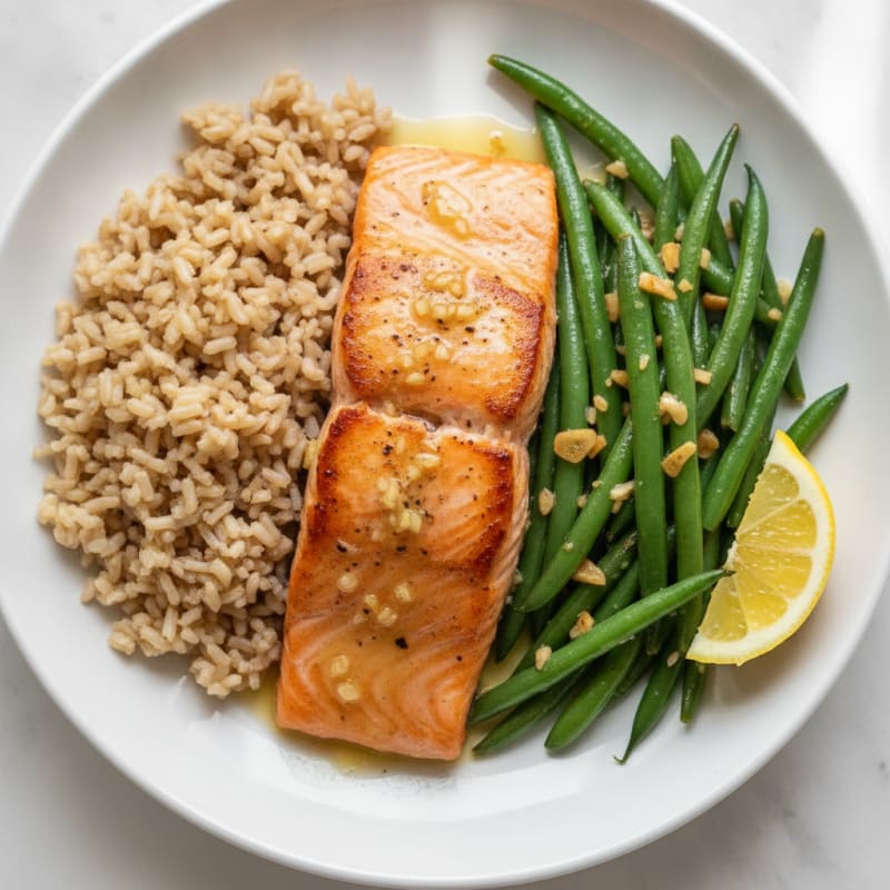 Seared Salmon Fillet with Garlic Green Beans and Brown Rice