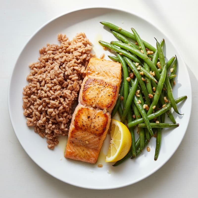 Seared Salmon Fillet with Garlic Green Beans and Brown Rice