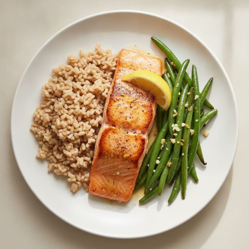 Seared Salmon Fillet with Garlic Green Beans and Brown Rice