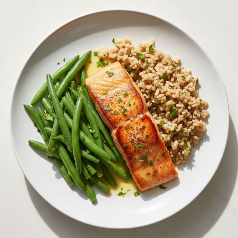 Seared Salmon with Steamed Green Beans and Herbed Brown Rice