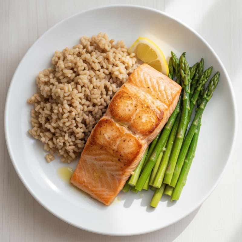 Seared Salmon Fillet with Steamed Asparagus and Brown Rice