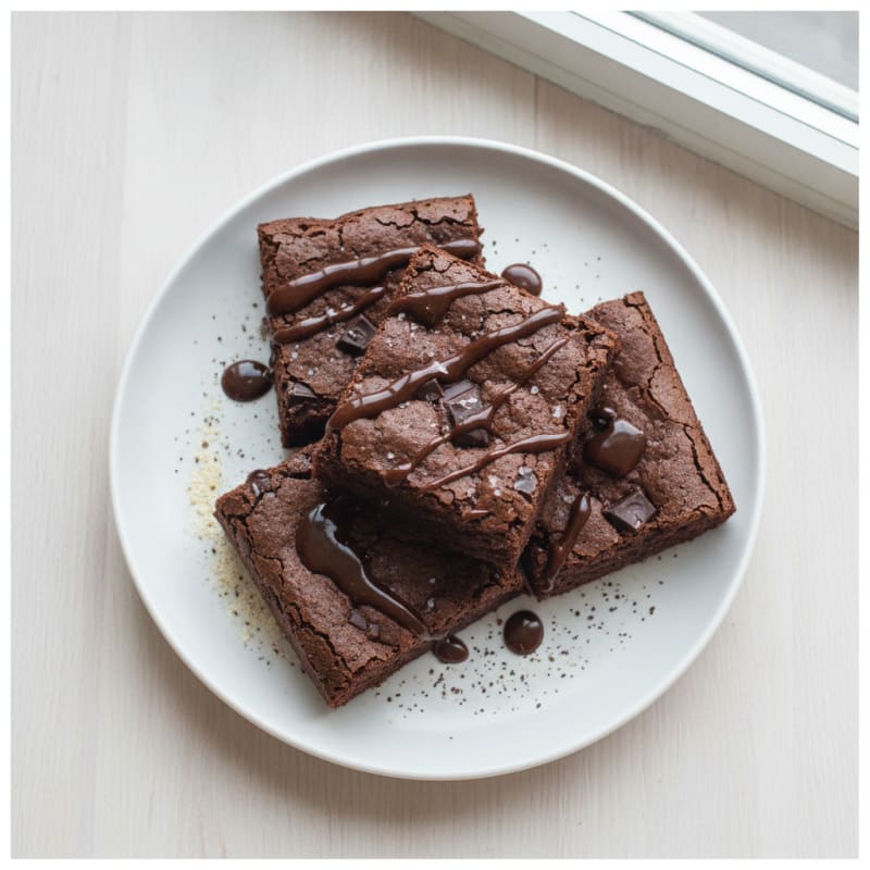 Fudgy Chocolate Protein Brownies