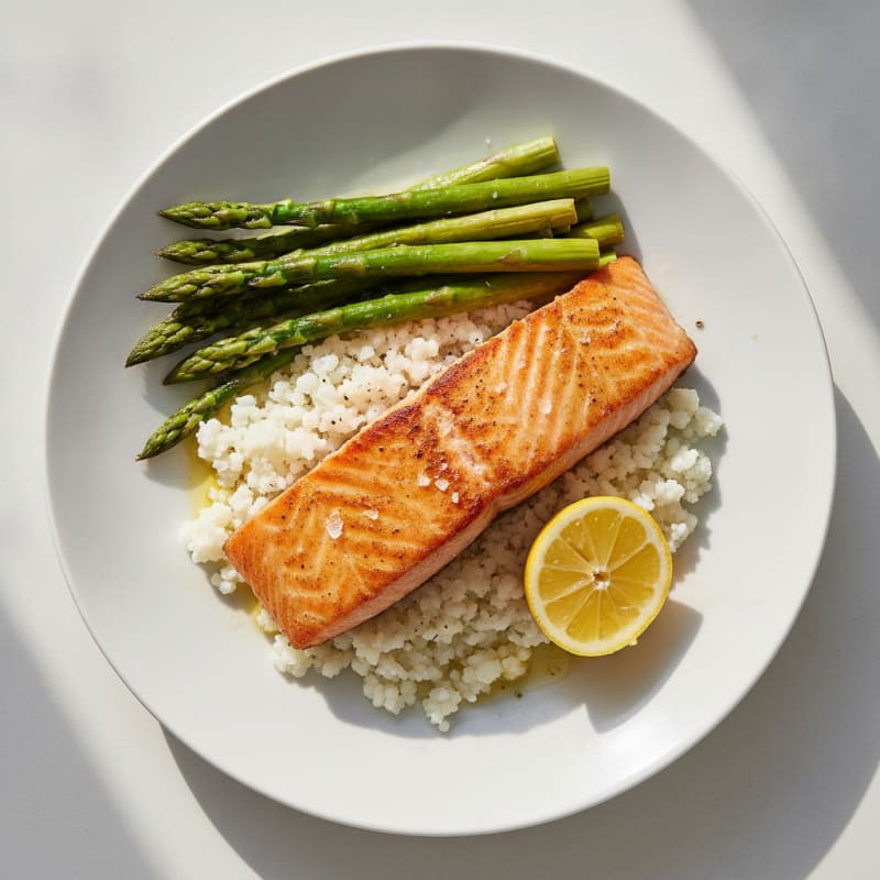 Seared Salmon with Steamed Asparagus and Cauliflower Rice