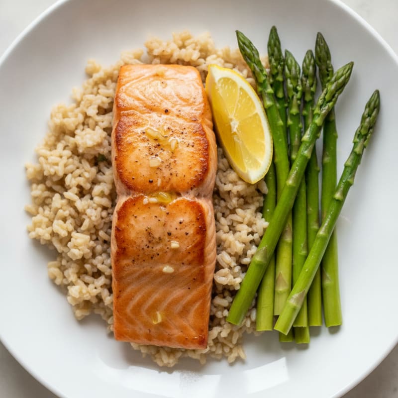 Seared Salmon Filet with Steamed Asparagus and Brown Rice