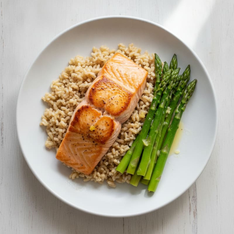 Seared Salmon Fillet with Steamed Asparagus and Brown Rice
