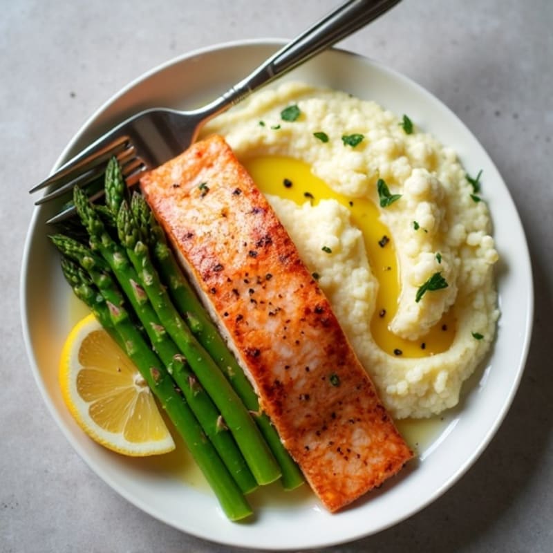 Seared Salmon with Steamed Asparagus and Garlic Cauliflower Mash