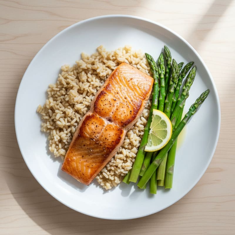 Seared Salmon Fillet with Steamed Asparagus and Brown Rice