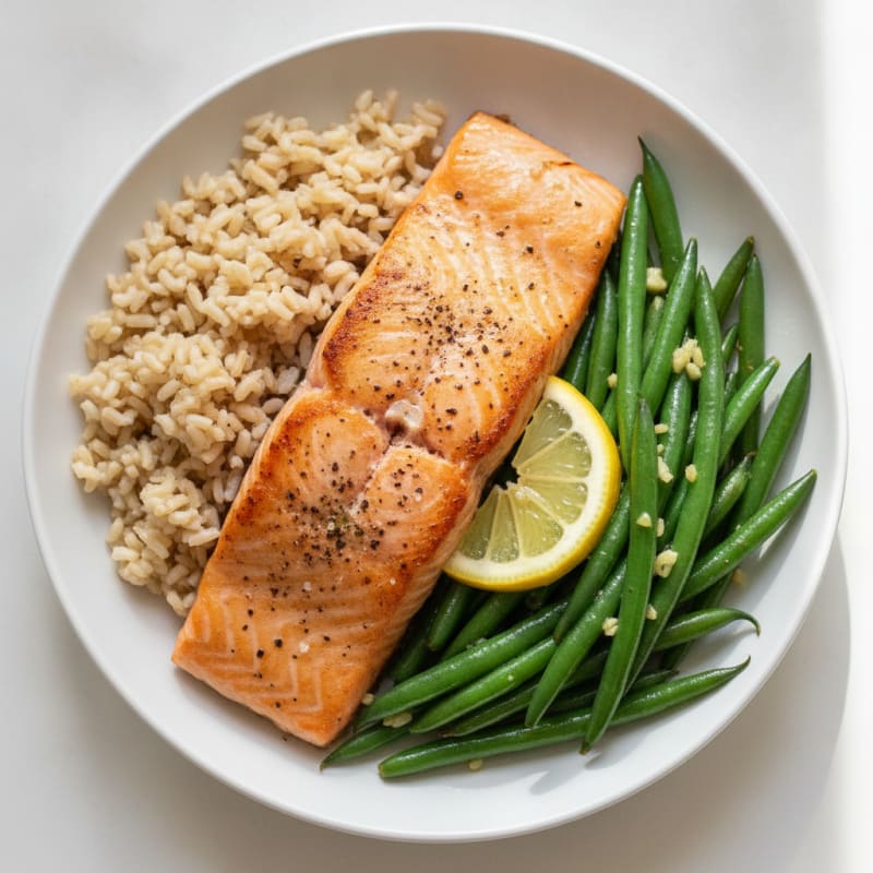 Seared Salmon Fillet with Garlic Green Beans and Brown Rice