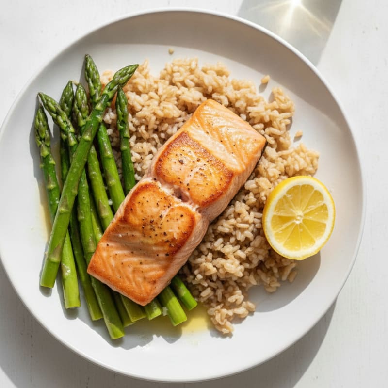 Seared Salmon Fillet with Steamed Asparagus and Brown Rice