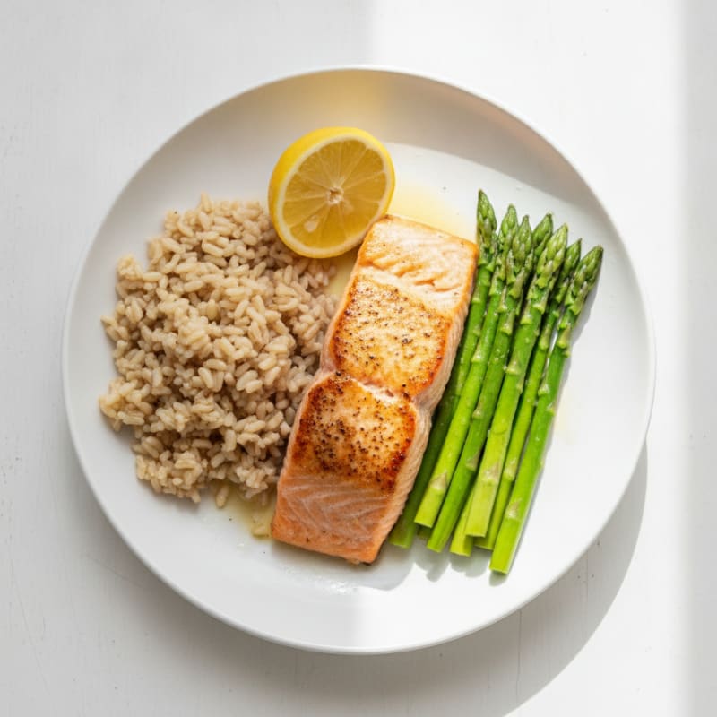 Seared Salmon with Steamed Asparagus and Brown Rice