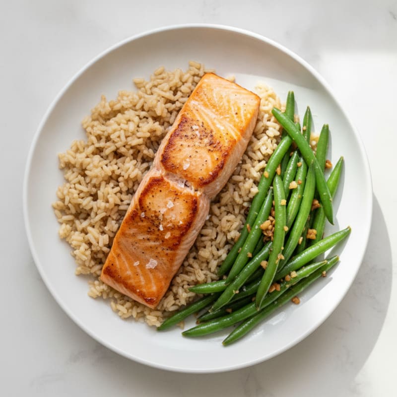Seared Salmon Fillet with Garlic Green Beans and Brown Rice