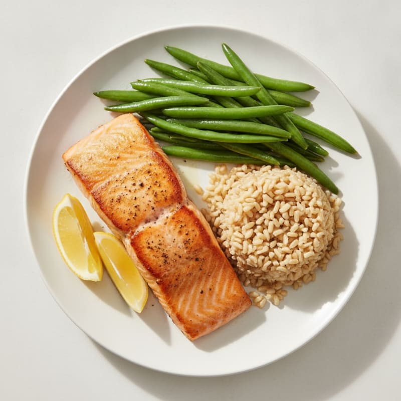 Seared Salmon with Steamed Green Beans and Brown Rice