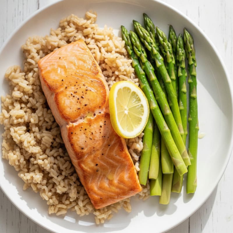 Seared Salmon Fillet with Steamed Asparagus and Brown Rice