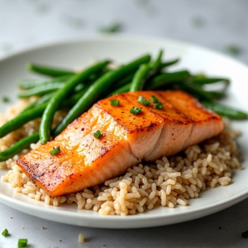 Seared Salmon Fillet with Steamed Green Beans and Brown Rice