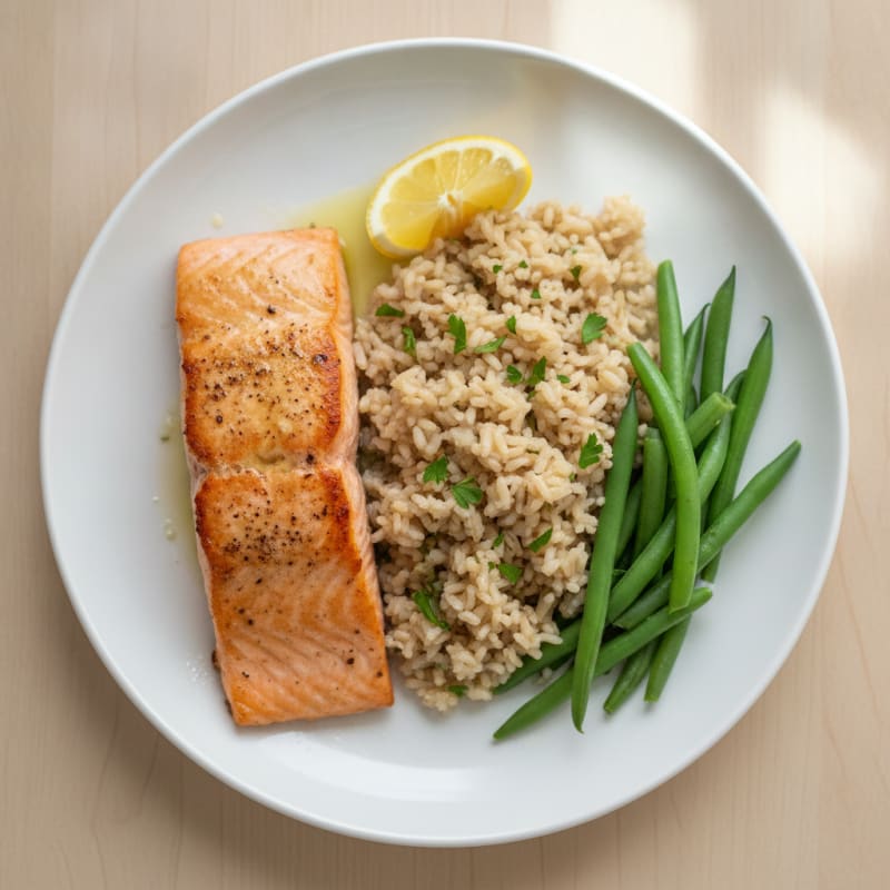 Seared Salmon Fillet with Steamed Green Beans and Herbed Brown Rice