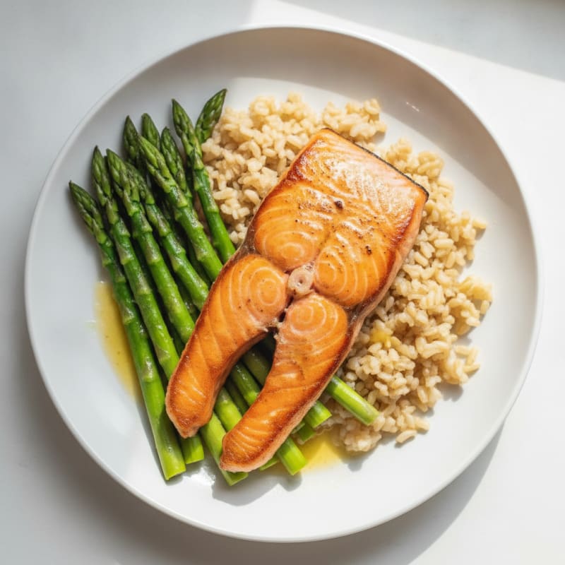 Seared Salmon Fillet with Steamed Asparagus and Brown Rice