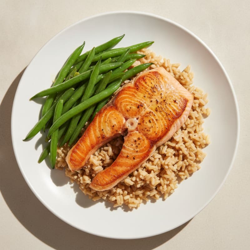 Seared Salmon Fillet with Steamed Green Beans and Brown Rice