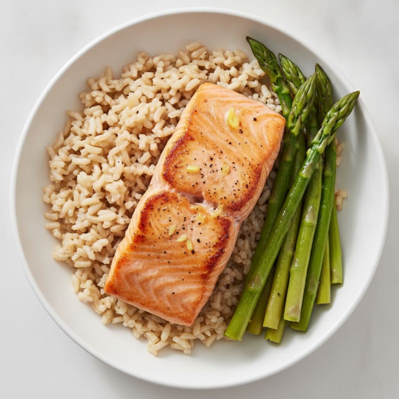 Seared Salmon Fillet with Steamed Asparagus and Brown Rice