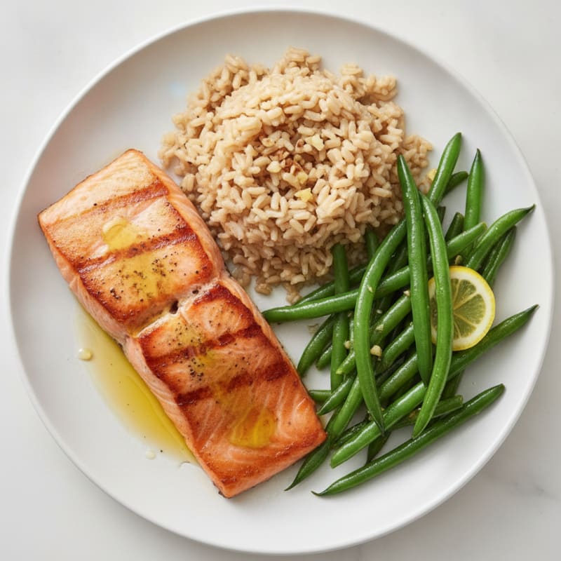 Seared Salmon Fillet with Steamed Green Beans and Brown Rice