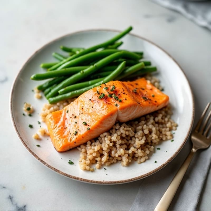 Seared Salmon Fillet with Steamed Green Beans and Brown Rice
