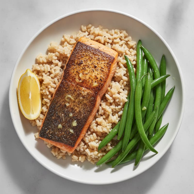 Seared Salmon Fillet with Steamed Green Beans and Brown Rice